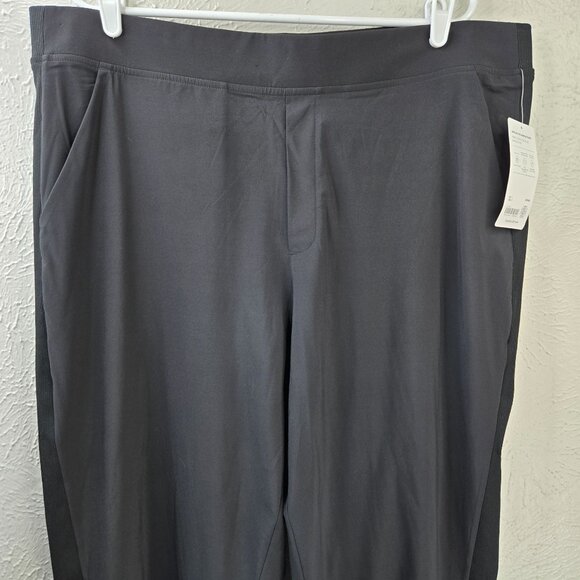 Athleta Brooklyn Ankle Pant Size 20 Black Pull On Athletic Workout Straight Leg - Picture 3 of 13